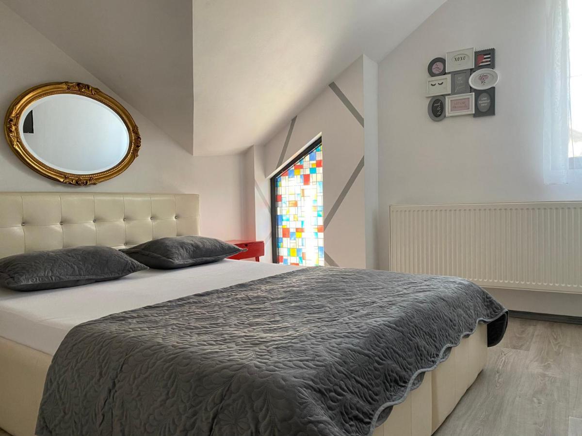 The Vintage - Wonderful Apartment In Best Location Craiova Luaran gambar