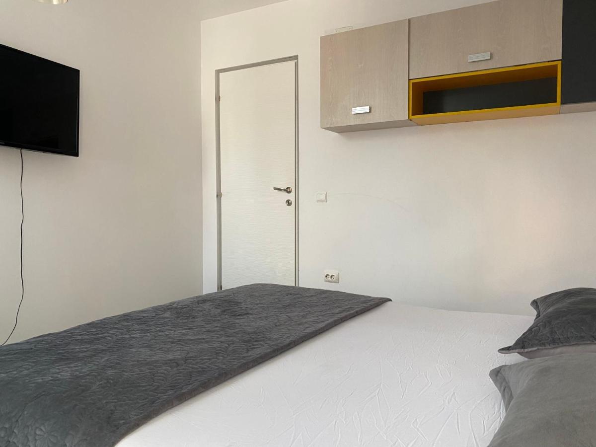 The Vintage - Wonderful Apartment In Best Location Craiova Luaran gambar